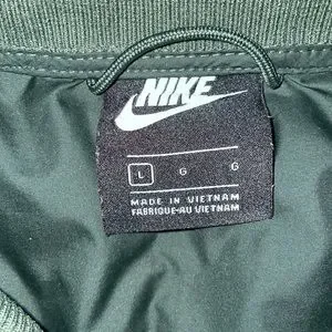 Nike | Jackets & Coats | Nike Puffer Jacket Mens Large  display picture 3